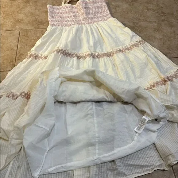 Madewell Petite Lucie Smocked Tiered Midi Dress size Medium - Picture 8 of 11